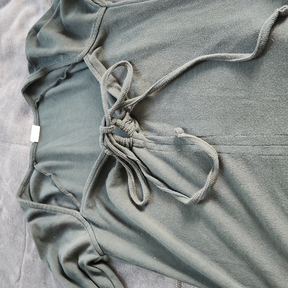 Melrose and Market Top - Picture 3 of 5